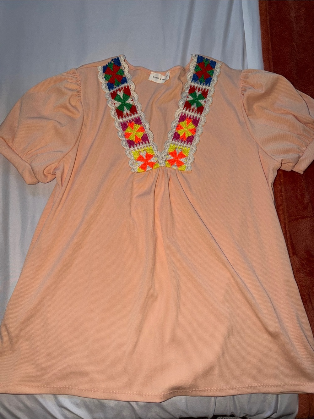 LOVELY MELODY CROCHET TRIM TOP